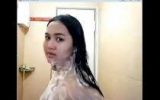 Karyawati Jilbab Cantik Sange Di Kamar Mandi