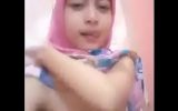 Jilbab Sange Pamer Meki di Aplikasi Live